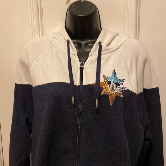 Awesome Disney Sweatshirt Blue and White. size L - Picture 2 of 8